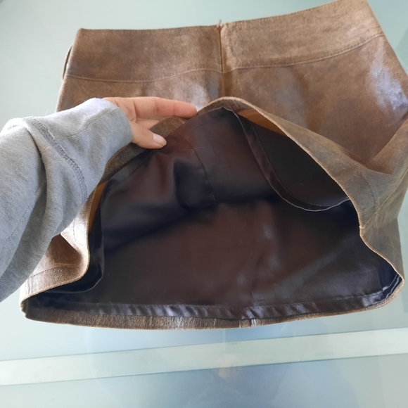 Distressed Genuine leather mini skirt- AnneX - Picture 6 of 7